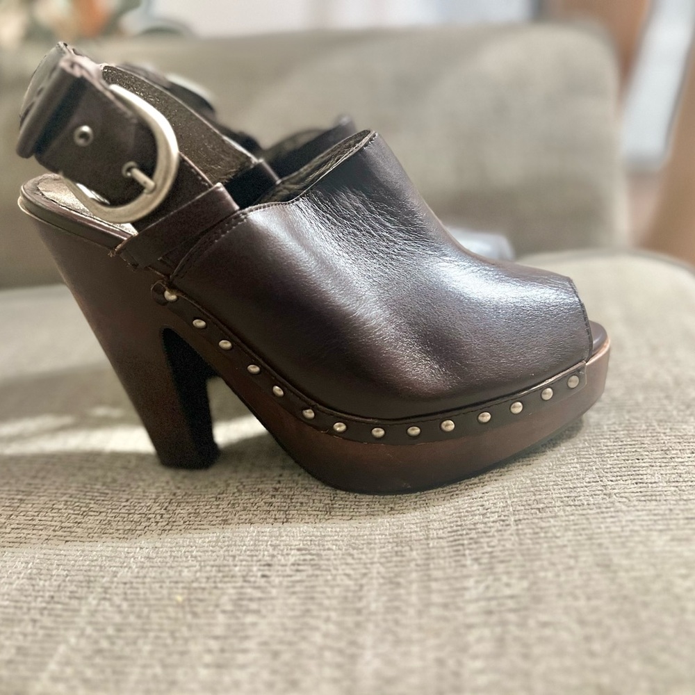 Daniblack Open Toe Clog Size 7 - image 3